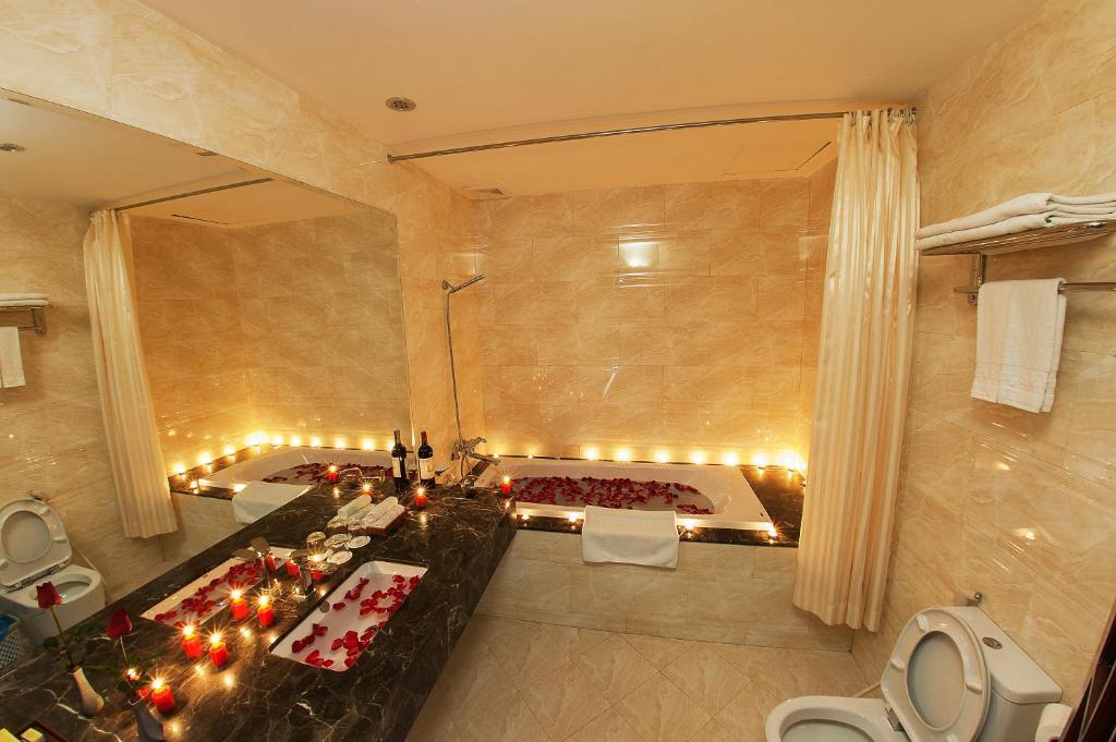 Aranya Hotel Hai Phong Room photo